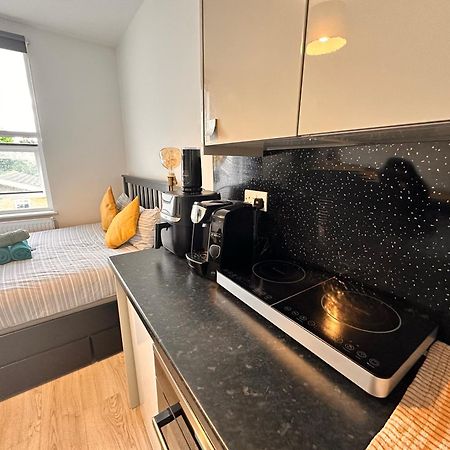 Lovely Self Contained Studio Now Available London Exterior foto