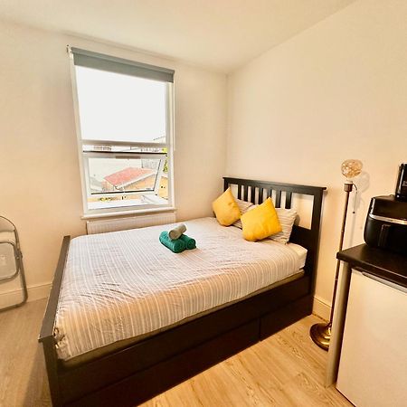Lovely Self Contained Studio Now Available London Exterior foto