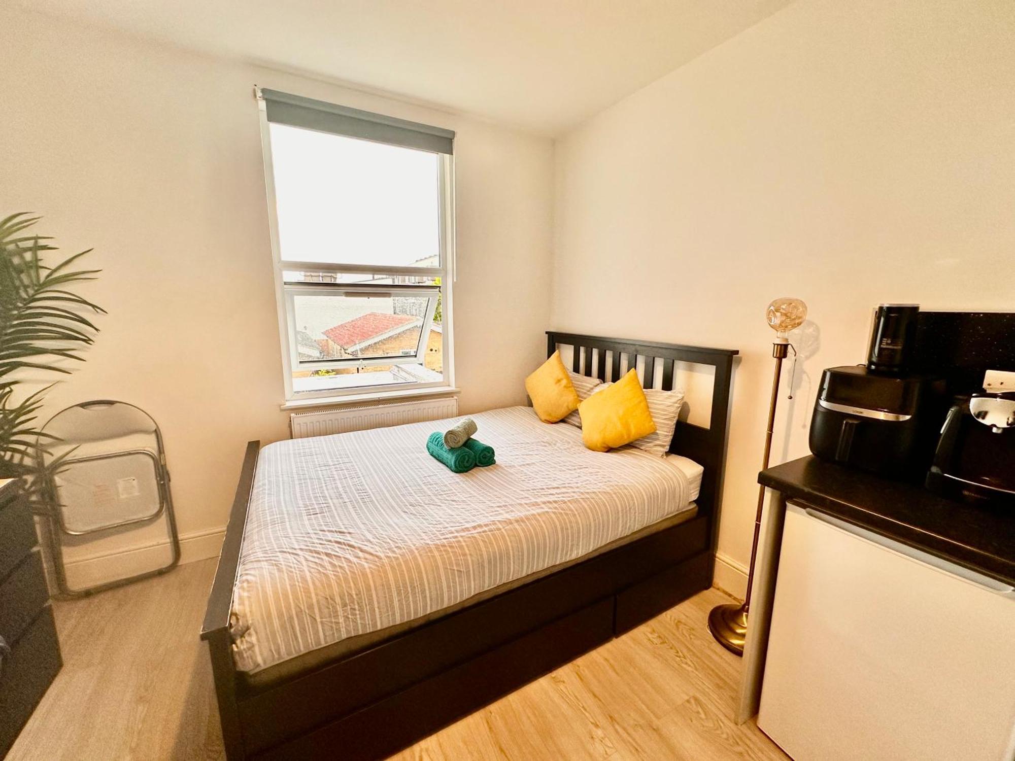 Lovely Self Contained Studio Now Available London Exterior foto